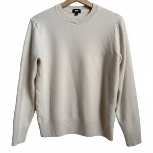 Uniqlo 100% Cashmere Women's Cream Crewneck Sweater Soft Winter Staple Warm